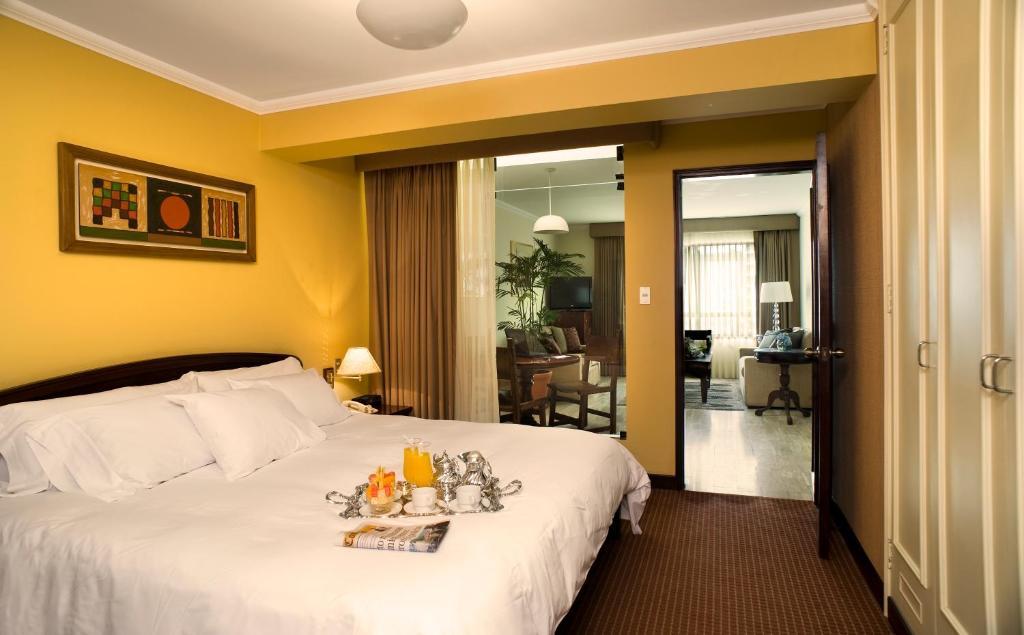 La Hacienda Miraflores Hotel 4*
